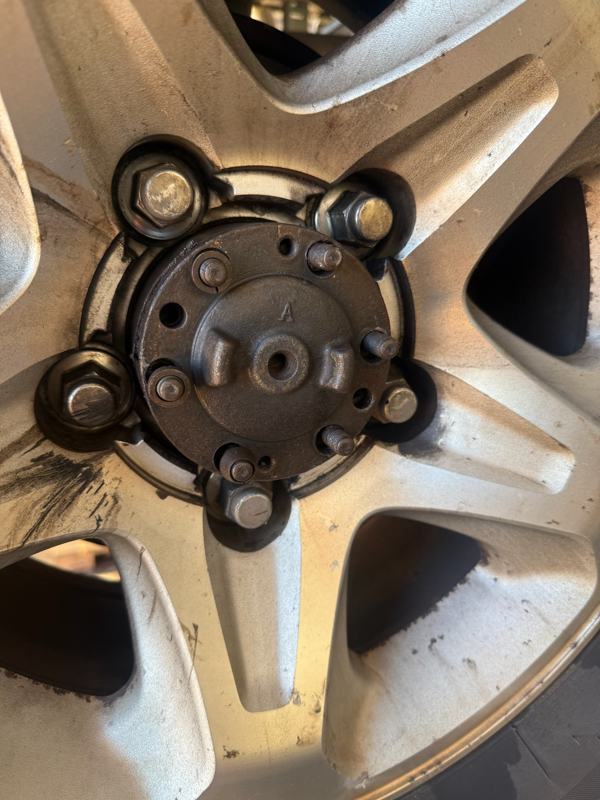 Wheel hub inspection